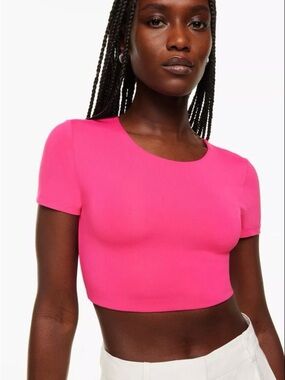 Aritzia Babaton Contour Crop T-Shirt Pink Size L